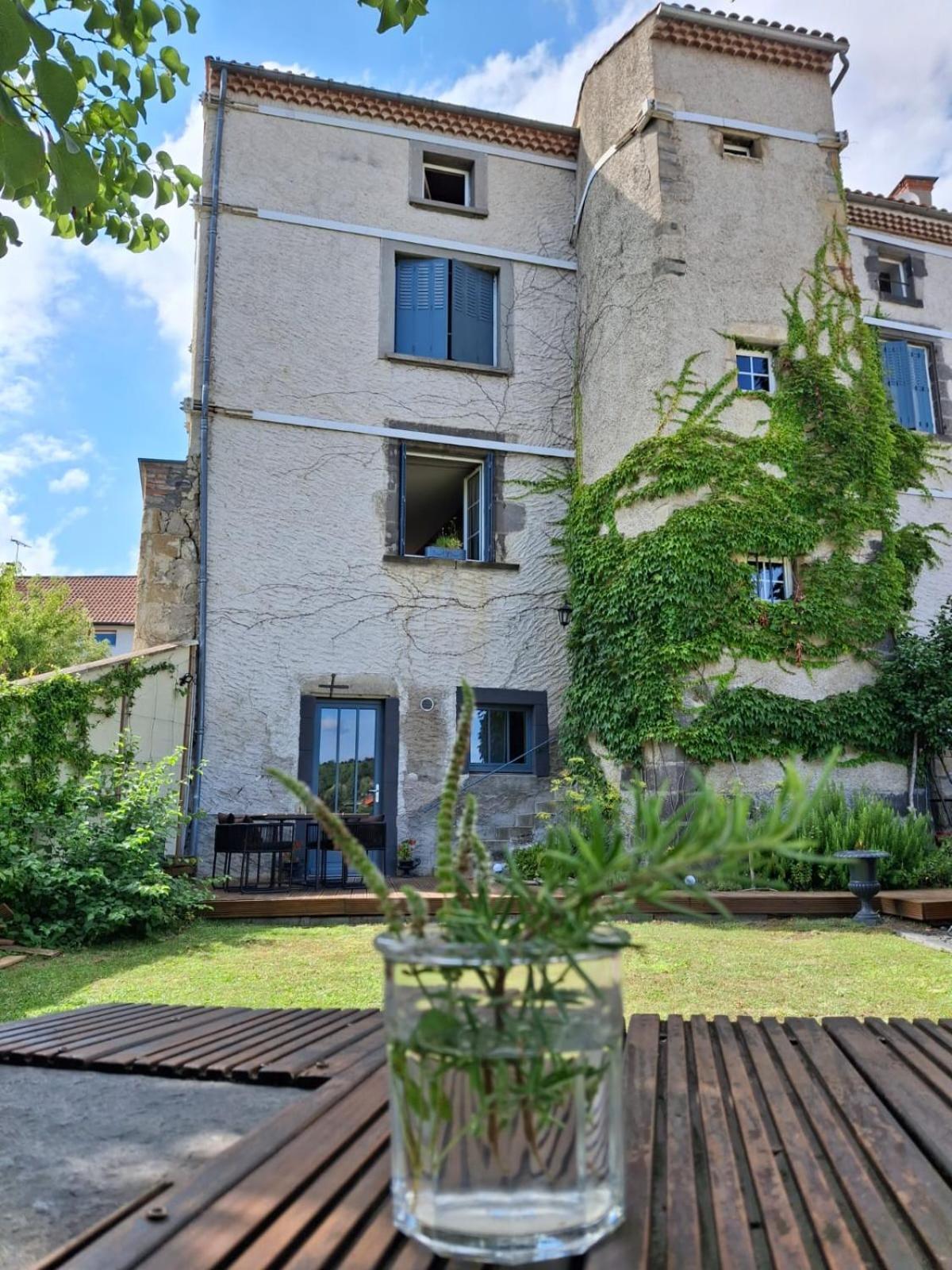 Cote Tour Bed & Breakfast Orcet Екстериор снимка